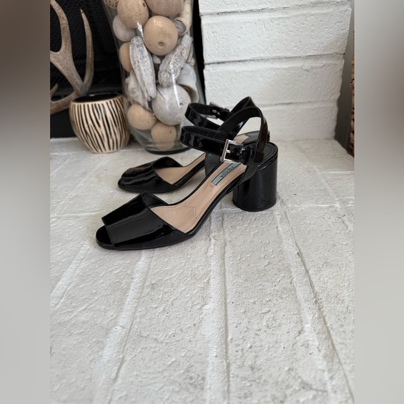 PRADA Round Heel Ankle Strap Slingback Sandal Shoe 36 - 5.5 Black Patent - Picture 3 of 14